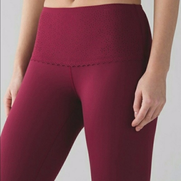 lululemon athletica Pants - Lululemon Free Spirit high waisted leggings